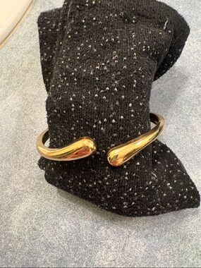 Elegant Gold Open Cuff Bracelet - Women Jewelry